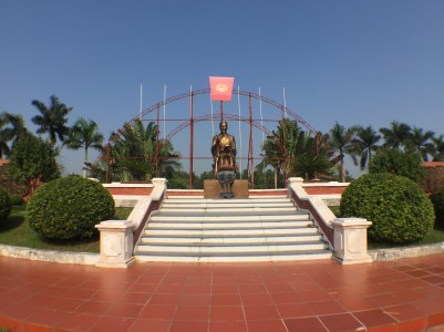 Nguyễn Bỉnh Khiêm Temple